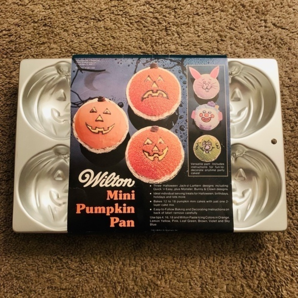 Vintage Wilton Mini Pumpkins Pan Halloween 6 Cav